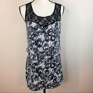 Dori Lace Sleeveless Top